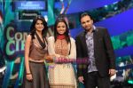 jenifer winget-parul and bhagwant man on Comedy Circus 3 on 20th Oct 2009.JPG